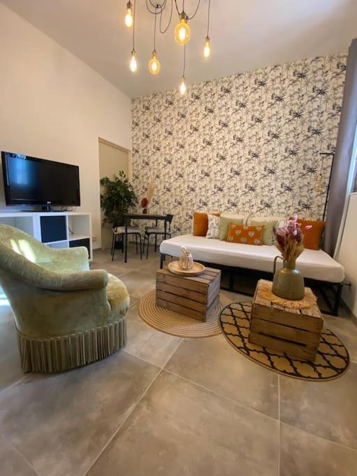 Superbe Studio De Charme Apartment Tourrette-Levens Luaran gambar